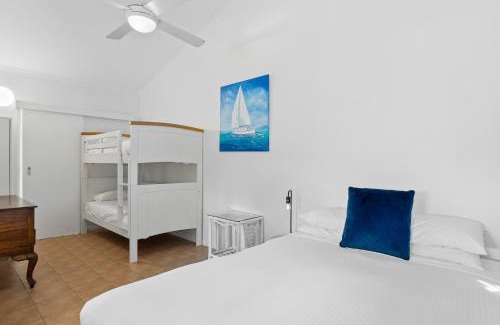 Marcoola Apartment | The Little Blue Shack - Quaint Granny Flat