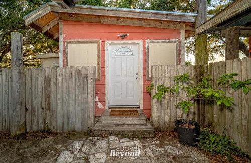 Flour Bluff Apartment | The Little Coconut Cottage