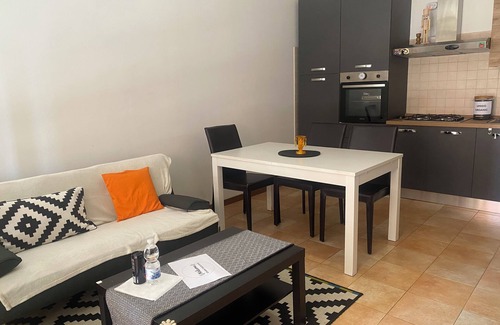 Corbetta Apartment | The Little House. Lovely two-room apartment 60 sqm within walking distance from the railway station