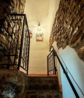 Arcola House | the little house of arcola in the medieval walls