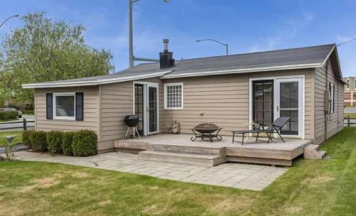South Addition House | The Little House On E Street