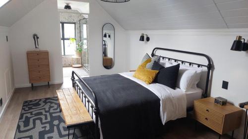 Lorraine Apartment | The Little Lorraine