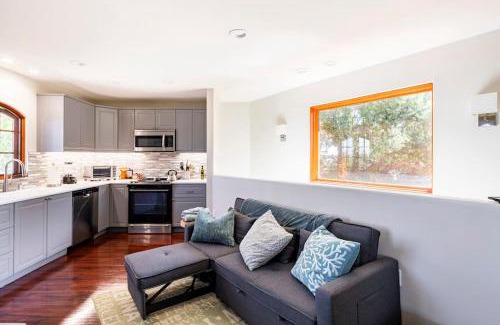 Loma Portal House | The Little Pumpkin Guest House
