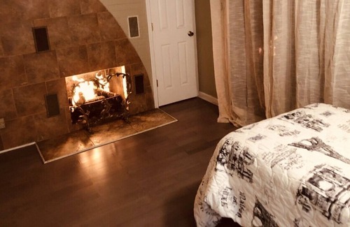 Royal Oak House | The Little Royal House of Woodward