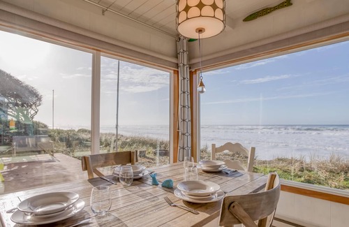Rockaway Beach House | The Little Sand Castle