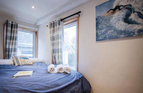 Castlemartin Apartment | The Lodge - 1 Bedroom - Freshwest Beach Retreat