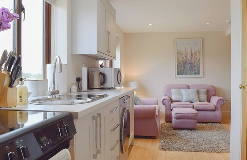 Pershore Cottage | The Lodge at Elmley Meadow