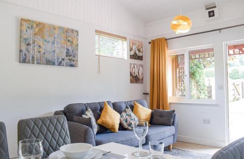 Leominster House | The Lodge At Forbury Cottage