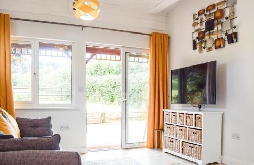Leominster House | The Lodge At Forbury Cottage