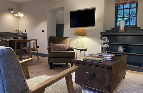 Galashiels Cabin | The Lodge at Yair