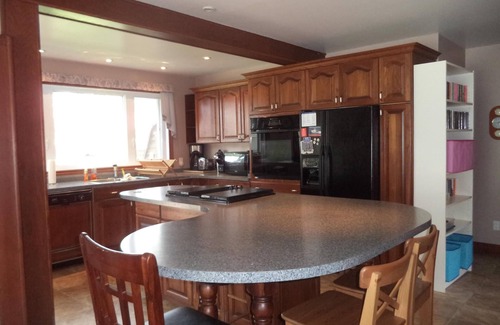 Wainfleet House | The Lodge @Bracewood Cottages