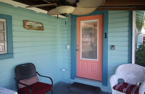 St. Lucie Village House | The Lodge, cozy one bedroom King Cottage on the Indian River Lagoon