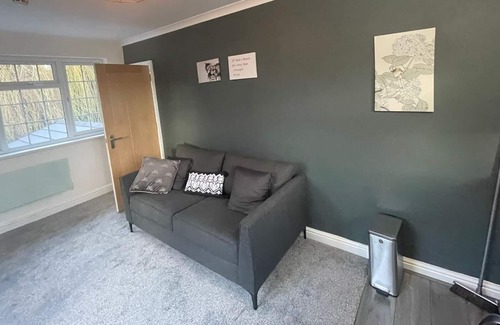 Bedworth Apartment | The Lodge - Flat 4 Luxury 1 Bed Corporate Apartment