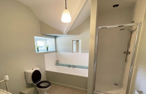 Pentre-Foelas Apartment | The Lodge - Foelas Estate - sleeps 2 guests in 1 bedroom