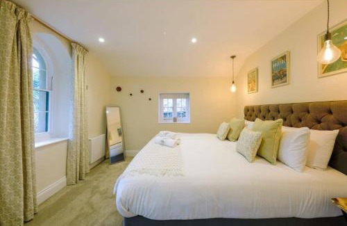 Blagdon Apartment | The Lodge Gatehouse at Coombe Lodge