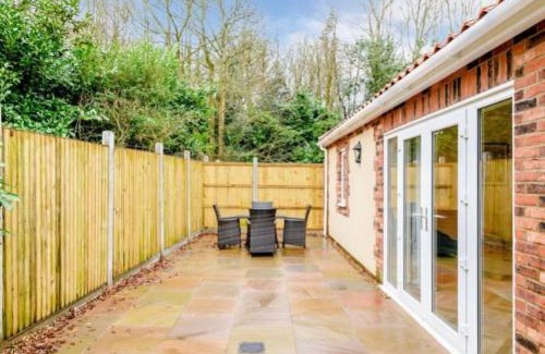 Coltishall House | The Lodge