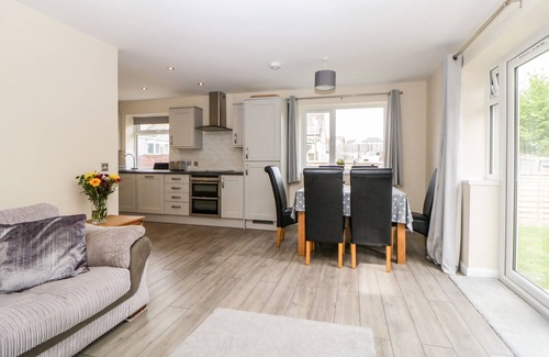 Dawlish Cottage | The Lodge