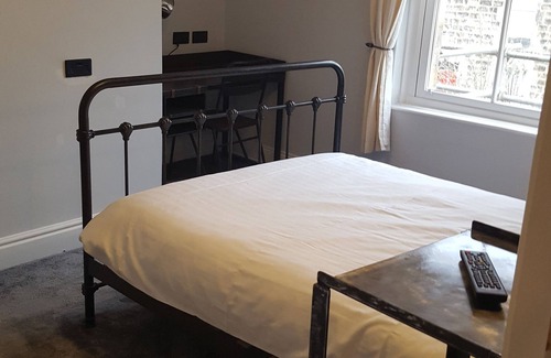 Harrogate City Centre Hotel | The Lodge