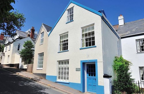 Lyme Regis Cottage | The Lodge