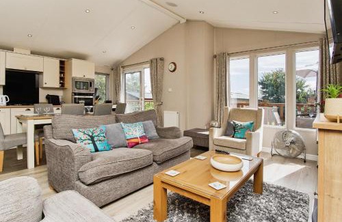Ryde House | The Lodge