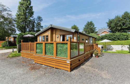 Ryde House | The Lodge