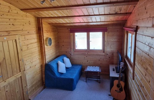 Sidlesham Ski Chalet | The Lodge