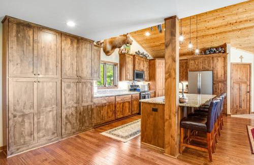 Wisconsin Dells House | The Lodge on Glen