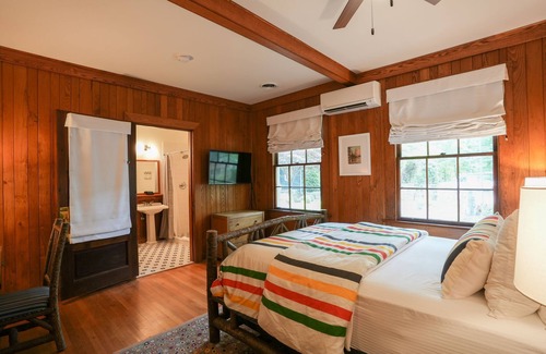 Lake Lure Cabin | The Lodge on Lake Lure