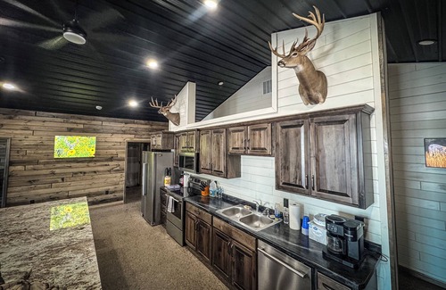 Winter Cabin | The Lodge on Lake of the Pines - enjoy the Northwoods in comfort!