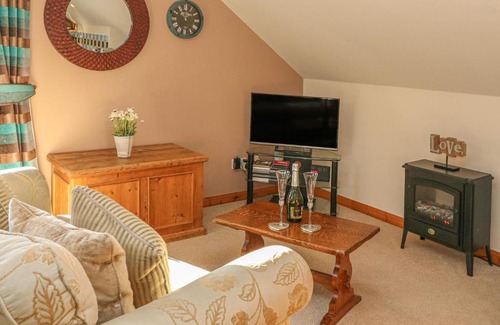 Bradwell Apartment | The Loft