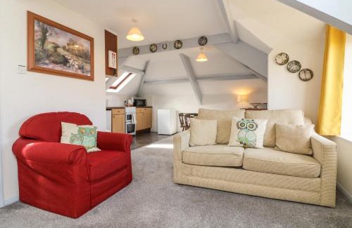 Holsworthy Apartment | The Loft