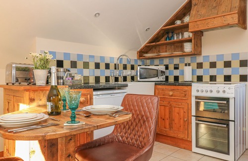 Bradwell Apartment | THE LOFT in Bradwell