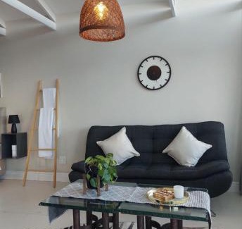 Old Place Apartment | The Loft on Boekenhout