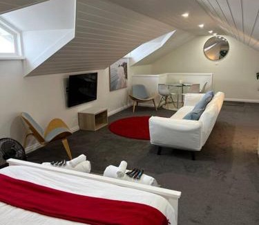 Geelong Apartment | The Loft on Swanston