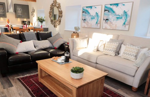 Fenwick Apartment | THE LOFT, pet friendly, luxury holiday cottage in Fenwick