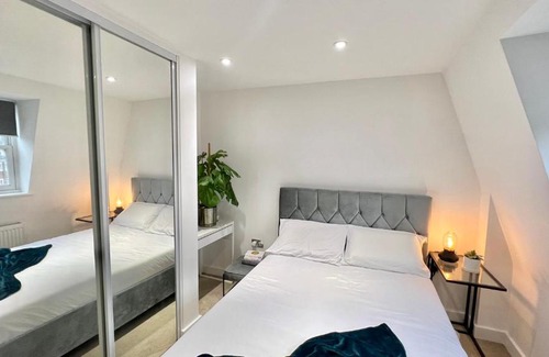 Queen's Park Apartment | The Loft Queens Park