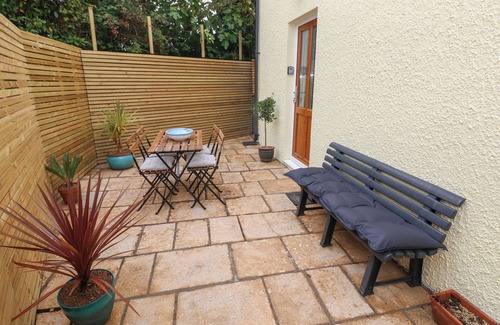 Saundersfoot Cottage | The Loft @ Wisteria Cottage