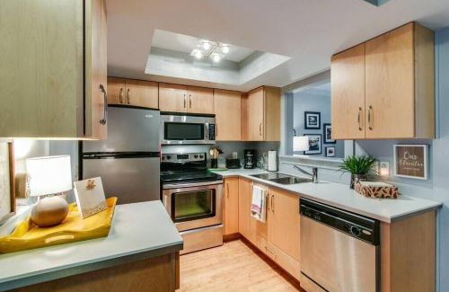 Clarksville Apartment | The Lofts of Downtown (540 N 2nd St, #304)