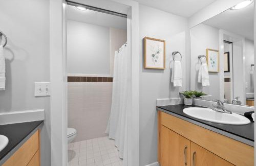 Clarksville Apartment | The Lofts of Downtown - 540 N 2nd St - Unit 202 - Charming 2-Bedroom in the Heart of Clarksville TN