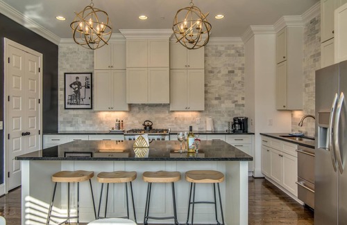 Hillsboro West End House | The London on Acklen