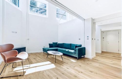 Tower Hamlets House | The London Opulence