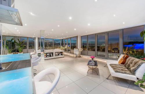 Brixton Hill House | The London Skyline Penthouse