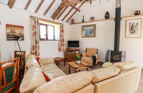 St Brides House | The Long Barn