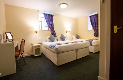 Longforgan Hotel | The Longforgan Coaching Inn