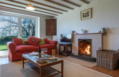 Rhyd-y-clafdy House | The Longhouse