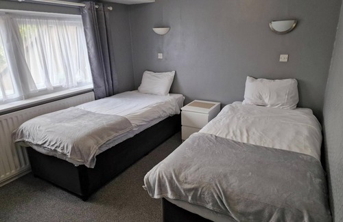 Hebburn Hotel | The Longship