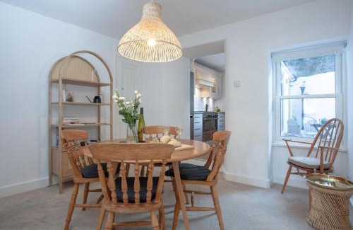 Brixham House | The Lookout 43 - Cottage