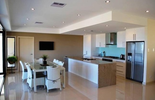 Normanville House | The Lookout Normanville
