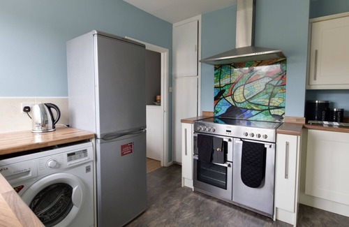 Wyke Regis Cottage | The Lookout -the House With A View