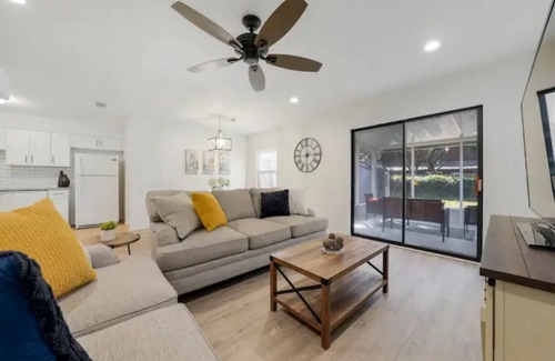 Ocean City House | The Lost Lobster - 10 Min from the beach - Renovated - 2BR/2BA